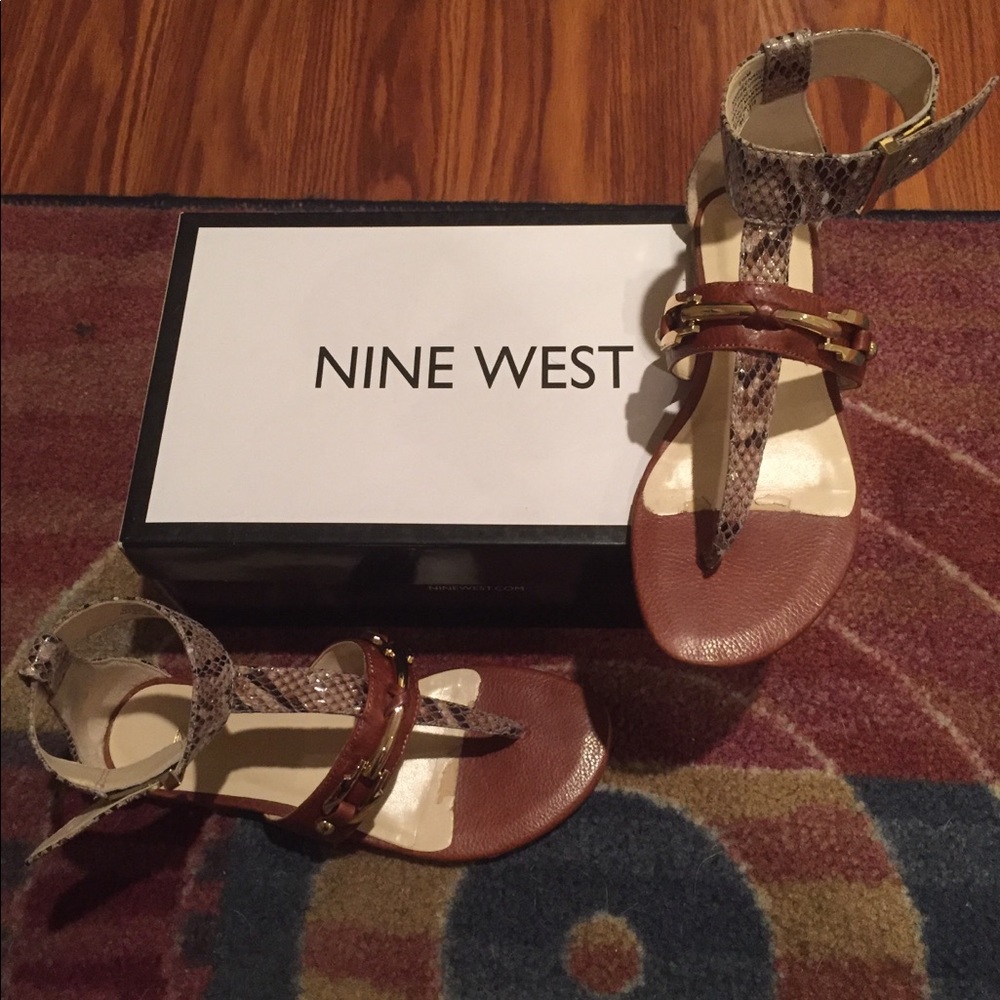 **SOLD**Nine West Sandals Serpent Pattern